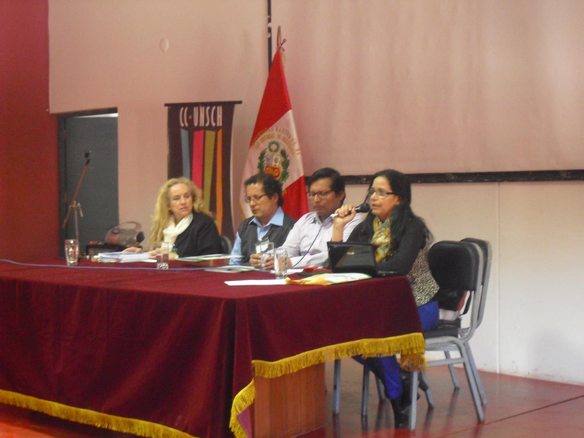 Ponencia en el Primer Congreso APHE 24